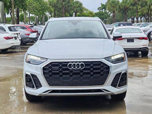 2023 Audi Q5 45 S line Premium Plus