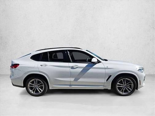2021 BMW X4 xDrive30i