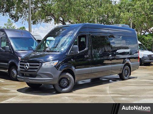 2025 Mercedes-Benz Sprinter 2500 High Roof
