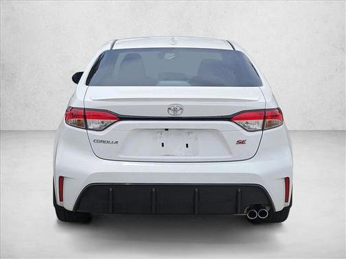 Ice Cap 2024 Toyota Corolla SE