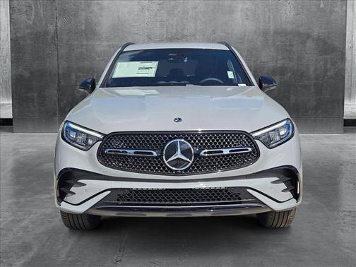 2025 Mercedes-Benz GLC 300 Base