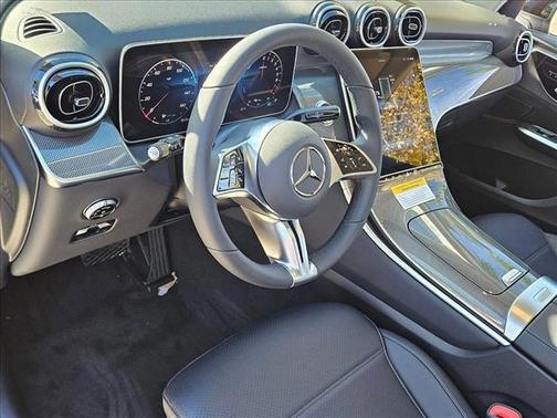 2025 Mercedes-Benz GLC 350e Base