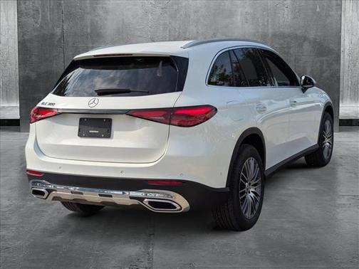 2025 Mercedes-Benz GLC 300 Base