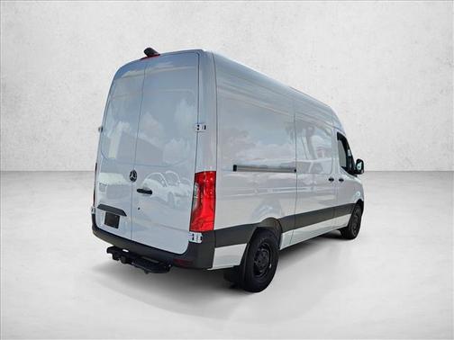 2026 Mercedes-Benz Sprinter 2500 Standard Roof