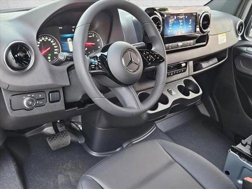 2026 Mercedes-Benz Sprinter 2500 Standard Roof
