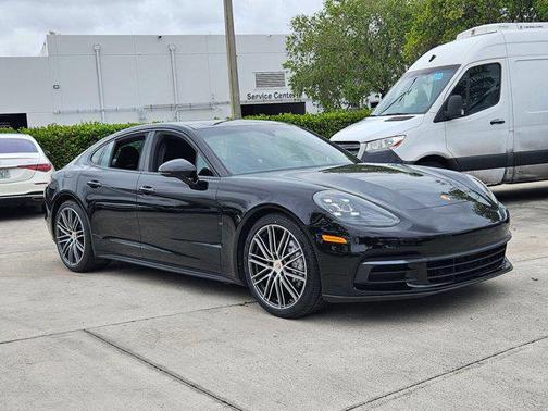 2020 Porsche Panamera 4