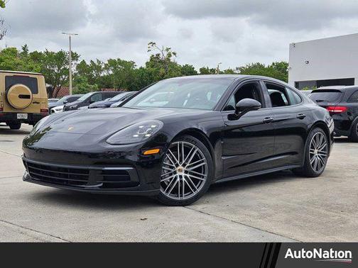 2020 Porsche Panamera 4