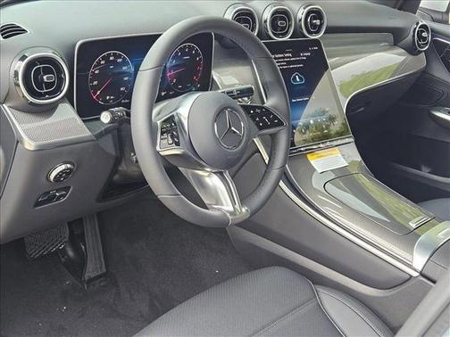 2026 Mercedes-Benz GLC 300 Base