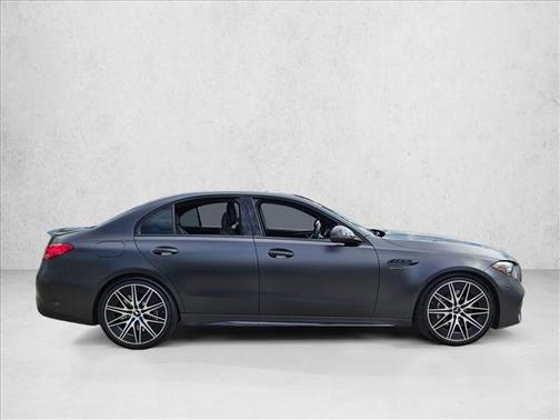 2025 Mercedes-Benz AMG C 63 S E Performance