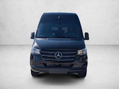 2025 Mercedes-Benz Sprinter 2500 Standard Roof