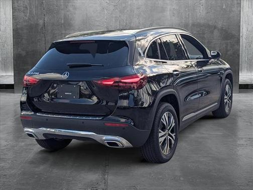2025 Mercedes-Benz GLA 250 Base