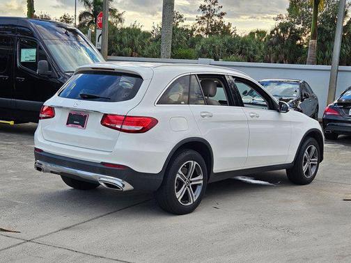 2019 Mercedes-Benz GLC 300 Base