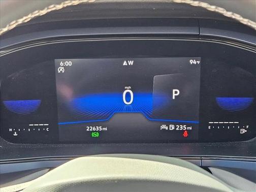 Platinum Gray Metallic 2022 Volkswagen Taos 1.5T SE
