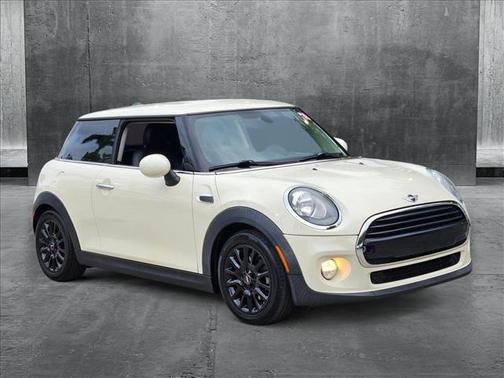 2018 MINI Hardtop Cooper