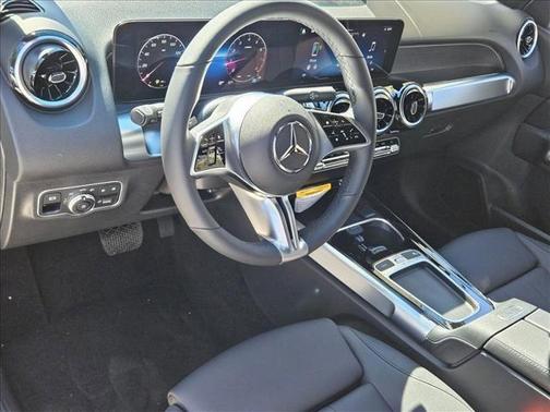 2026 Mercedes-Benz GLB 250 Base