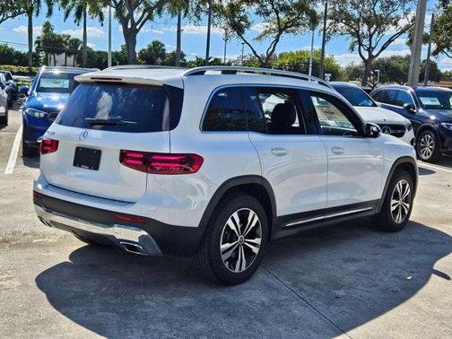 2026 Mercedes-Benz GLB 250 Base