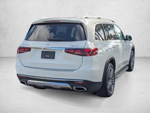2026 Mercedes-Benz GLS 450 4MATIC