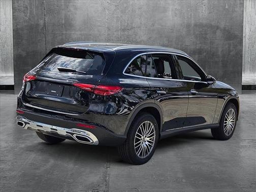 2025 Mercedes-Benz GLC 300 Base