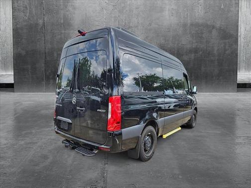 2025 Mercedes-Benz Sprinter 2500 Standard Roof