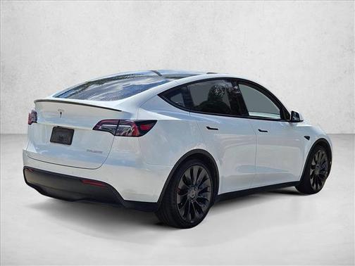 2022 Tesla Model Y Performance Dual Motor All-Wheel Drive