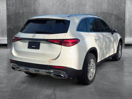 2025 Mercedes-Benz GLC 300 Base