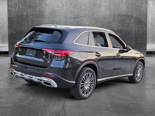 2025 Mercedes-Benz GLC 300 Base