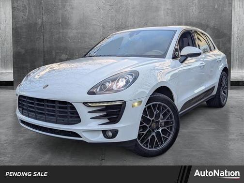 2017 Porsche Macan Base
