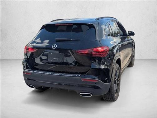 2025 Mercedes-Benz GLA 250 4MATIC