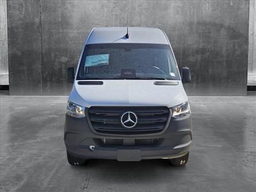 2025 Mercedes-Benz Sprinter 2500 Standard Roof