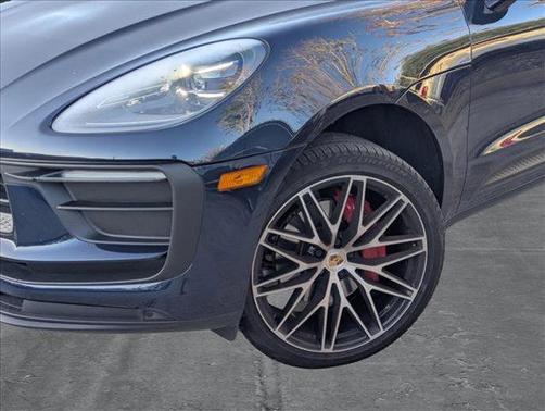 2022 Porsche Macan Base