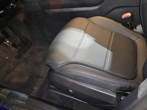 2025 Mercedes-Benz GLC 350e Base