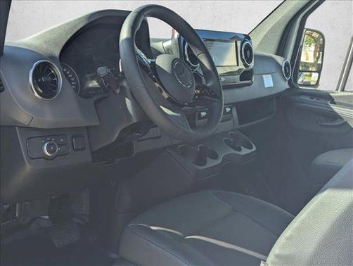 2026 Mercedes-Benz Sprinter 2500 Standard Roof