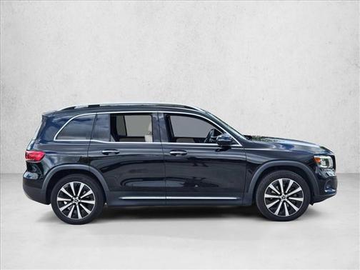 Night Black 2023 Mercedes-Benz GLB 250 4MATIC