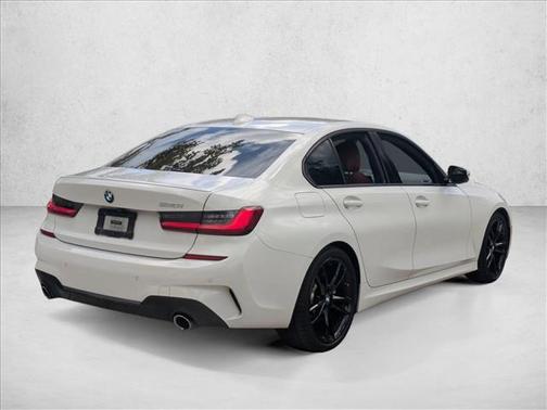 2022 BMW 330 330i