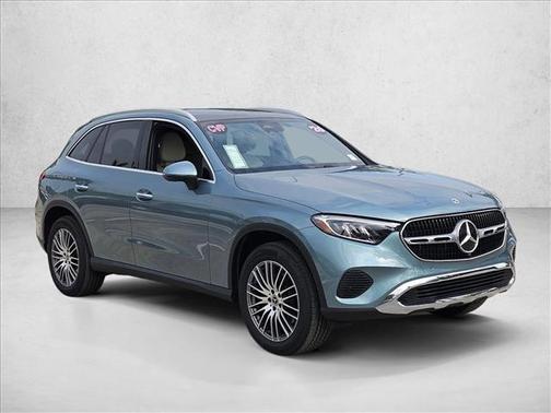Verde Silver Metallic 2026 Mercedes-Benz GLC 300 Base