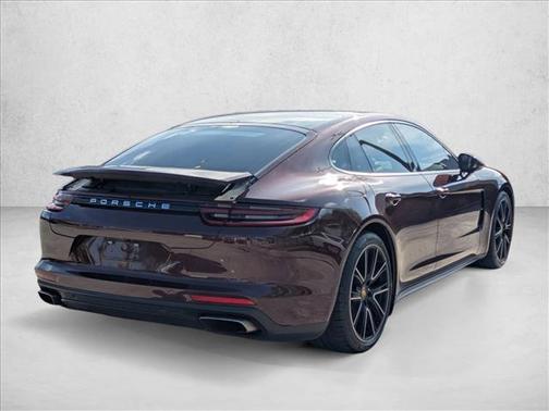 Burgundy Red Metallic 2018 Porsche Panamera 4