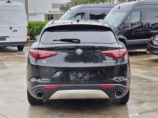 2018 Alfa Romeo Stelvio Ti Sport