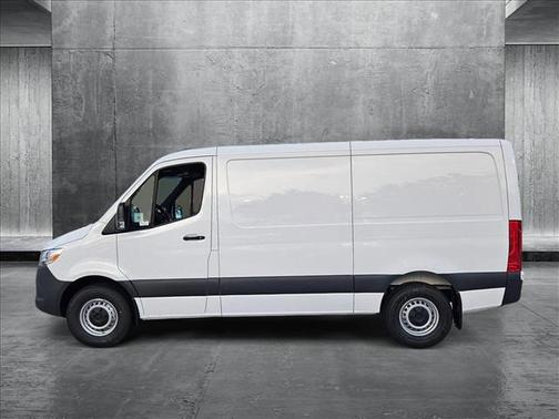 2025 Mercedes-Benz Sprinter 2500 Standard Roof