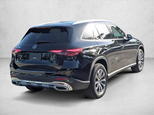 2025 Mercedes-Benz GLC 300 Base