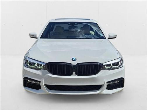 2018 BMW 540 540i