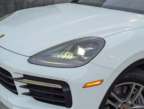 2021 Porsche Cayenne AWD