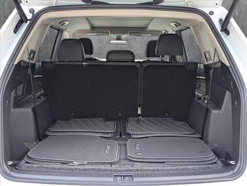2023 Volkswagen Atlas 3.6L SEL Premium