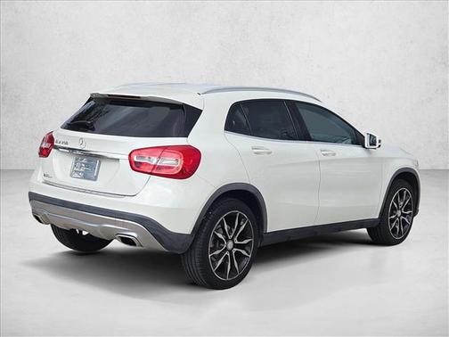 2017 Mercedes-Benz GLA 250 Base