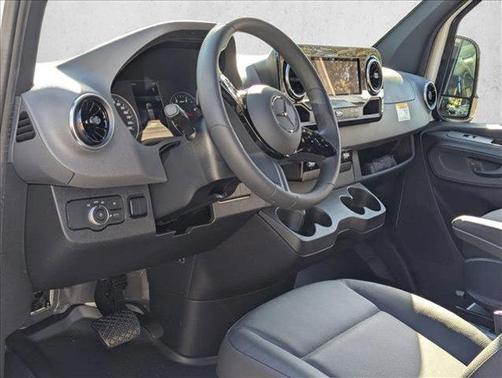 2026 Mercedes-Benz Sprinter 2500 Standard Roof