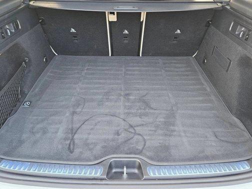 Polar White 2025 Mercedes-Benz GLC 300 Base