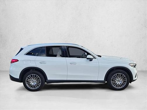 2025 Mercedes-Benz GLC 300 Base