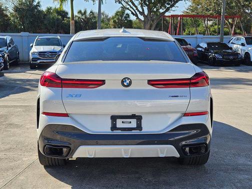 2023 BMW X6 xDrive40i