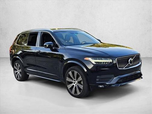 2020 Volvo XC90 T6 Momentum