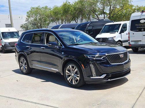 2021 Cadillac XT6 Premium Luxury FWD