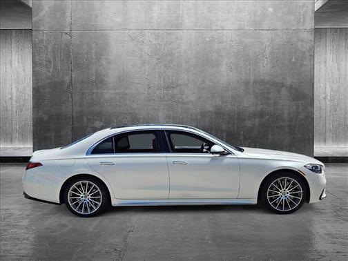 2022 Mercedes-Benz S-Class 4MATIC